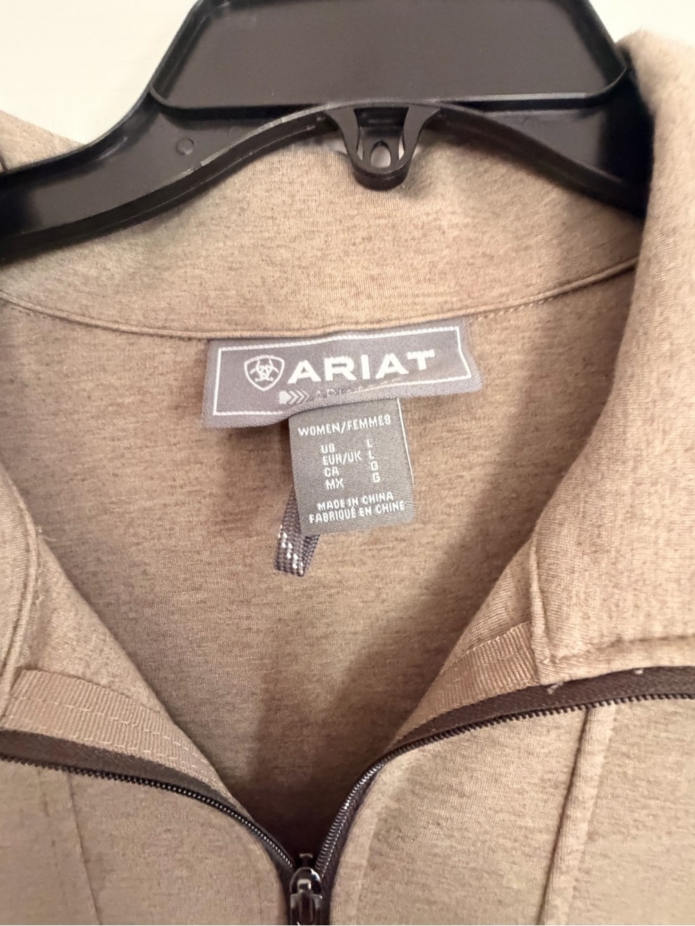 Ariat - Casual Half-Zip Pullover in Taupe - Picture 4 of 8